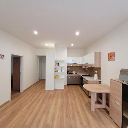 Apartman Tailor Lipótszentmiklós Kültér fotó